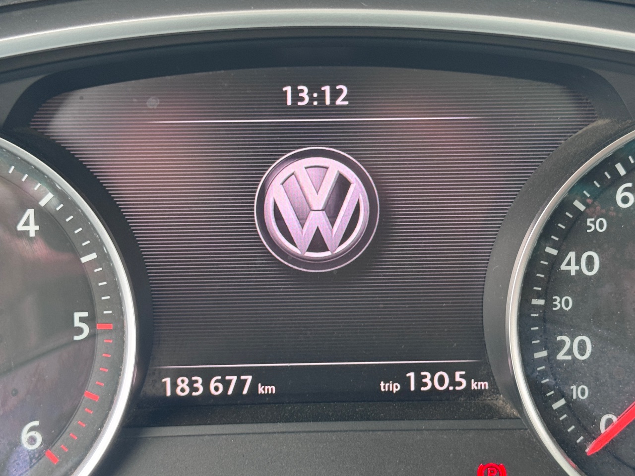 Volkswagen Touareg — foto 13 de 14