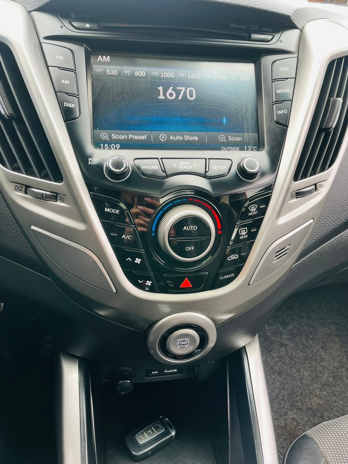 Hyundai Veloster — foto 14 de 15