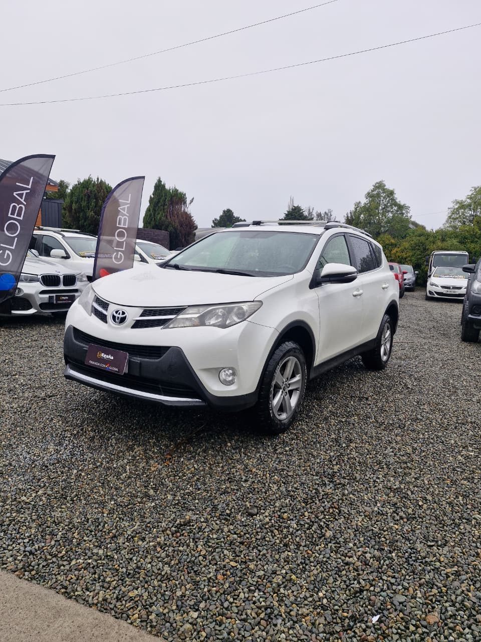Toyota RAV4 — foto 5 de 15