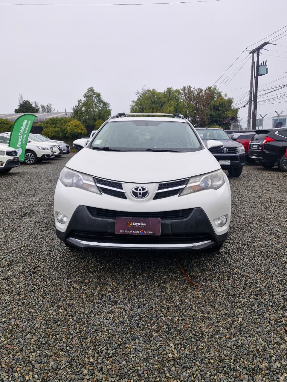 Toyota RAV4 — foto 8 de 15