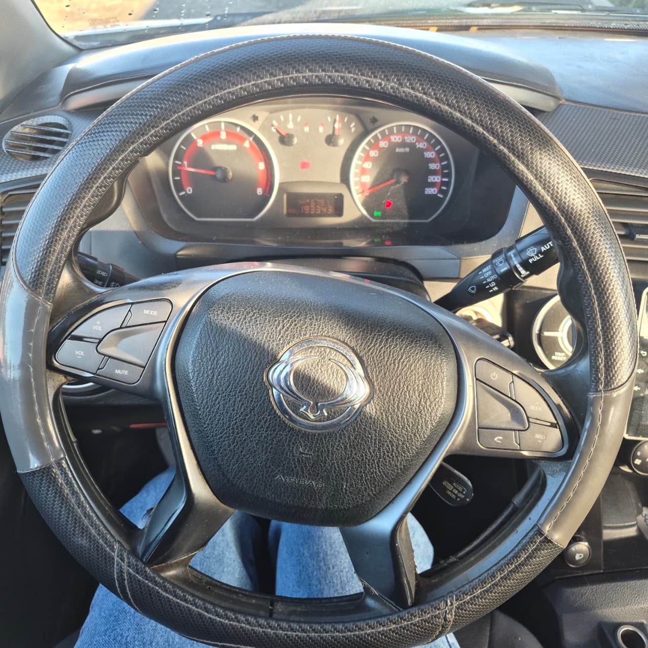 SsangYong Actyon Sport — foto 9 de 11