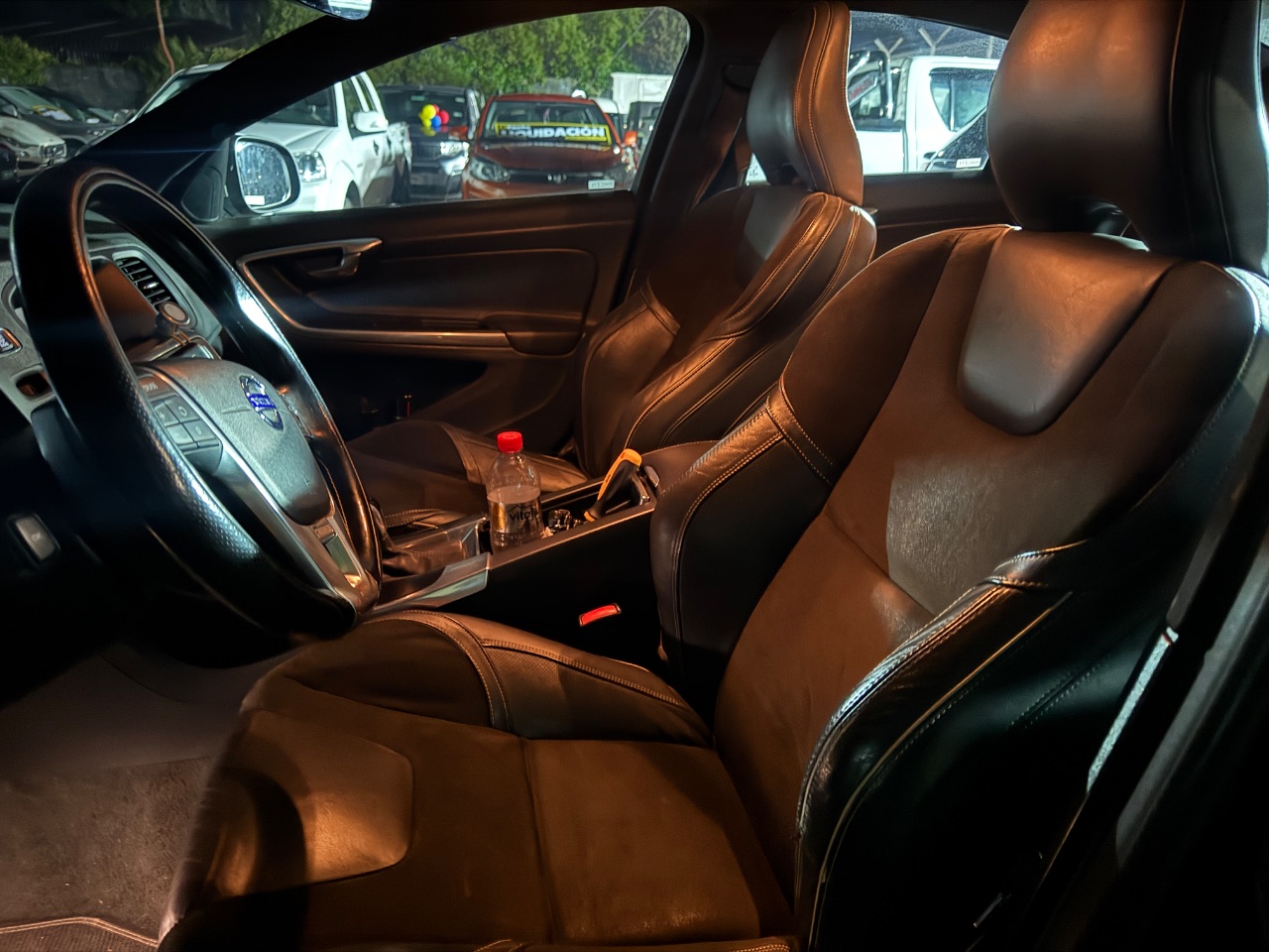 Volvo S60 T4 R Desing — foto 9 de 9