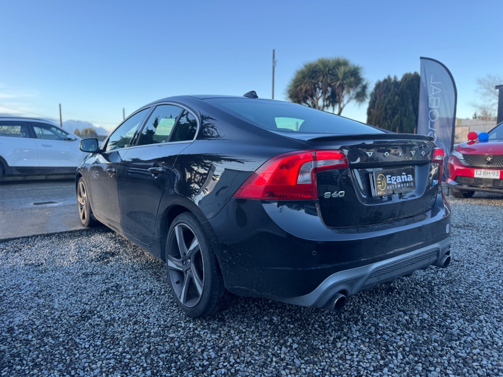 Volvo S60 — foto 6 de 11