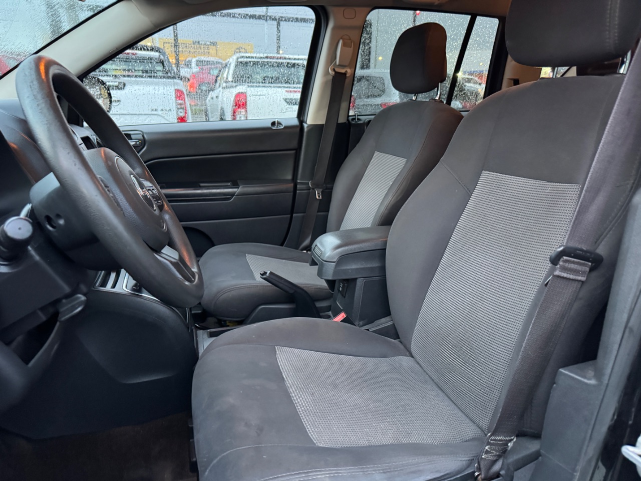 Jeep Compass — foto 7 de 13