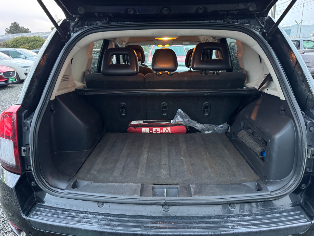 Jeep Compass — foto 9 de 13