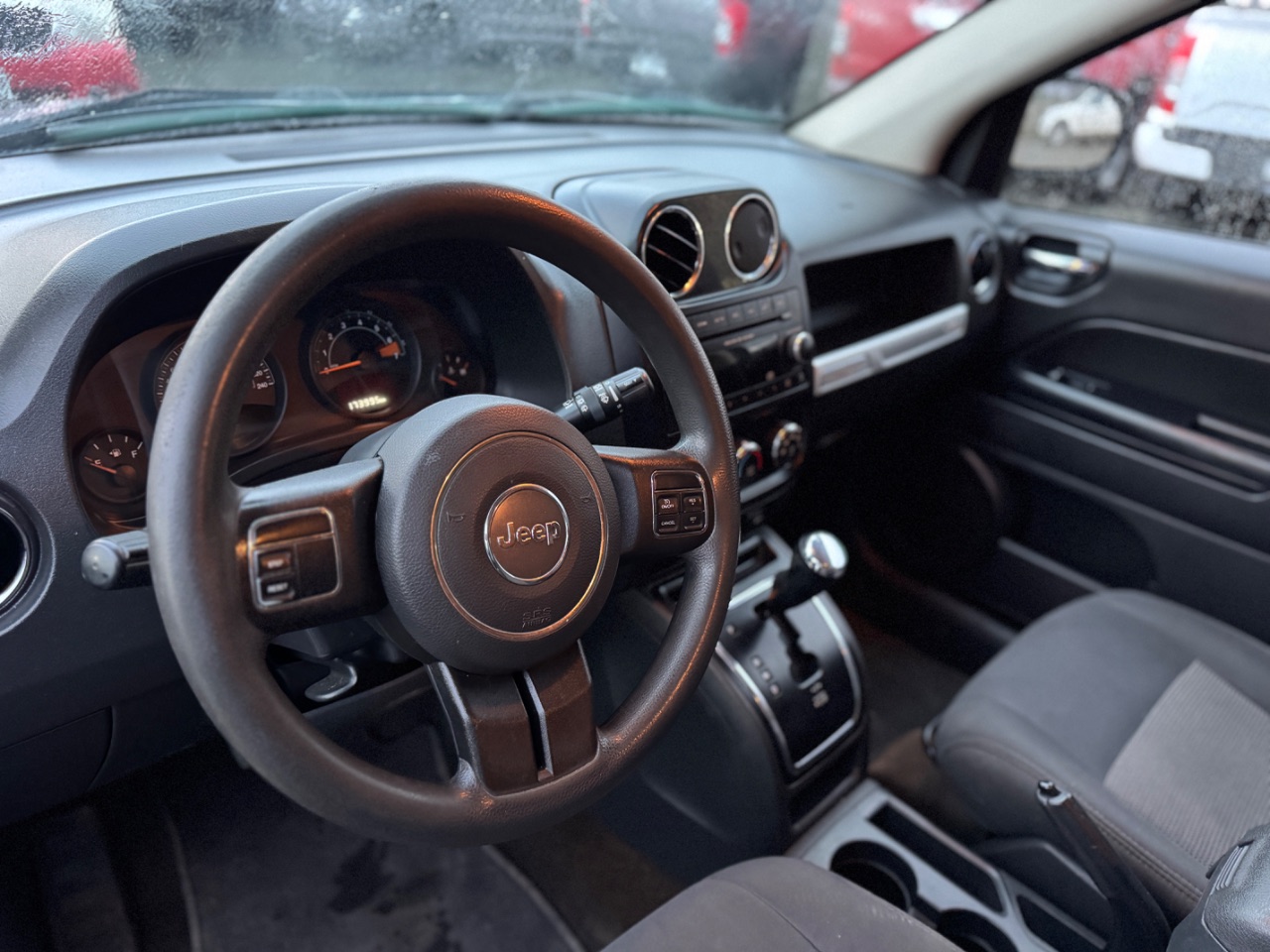 Jeep Compass — foto 10 de 13