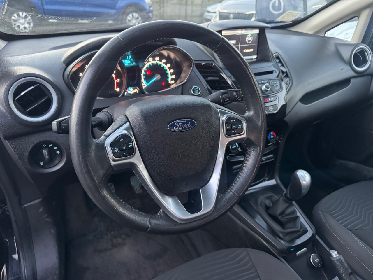 Ford Fiesta Titanium — foto 10 de 13