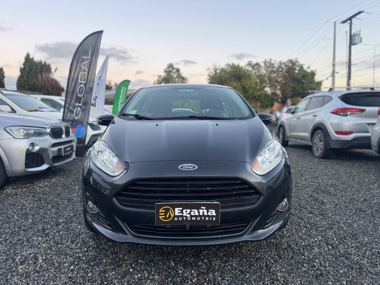 Ford Fiesta Titanium — foto 2 de 13
