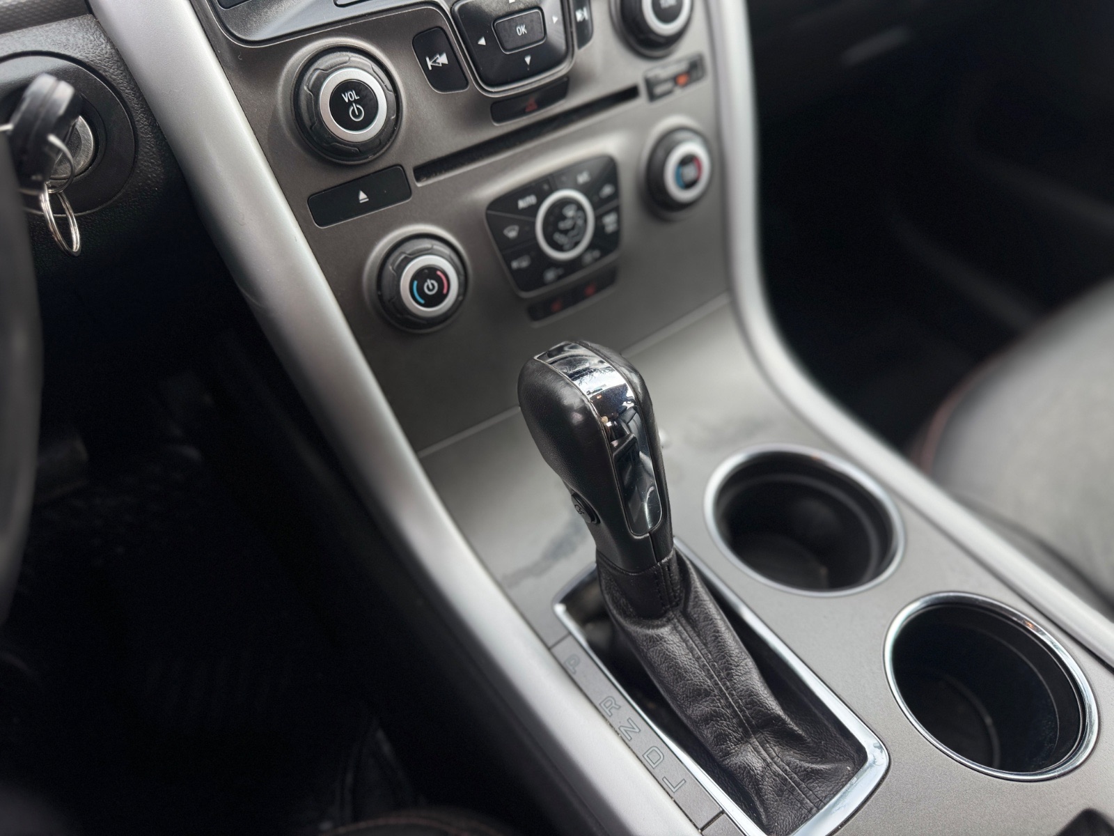 Ford Edge — foto 10 de 13