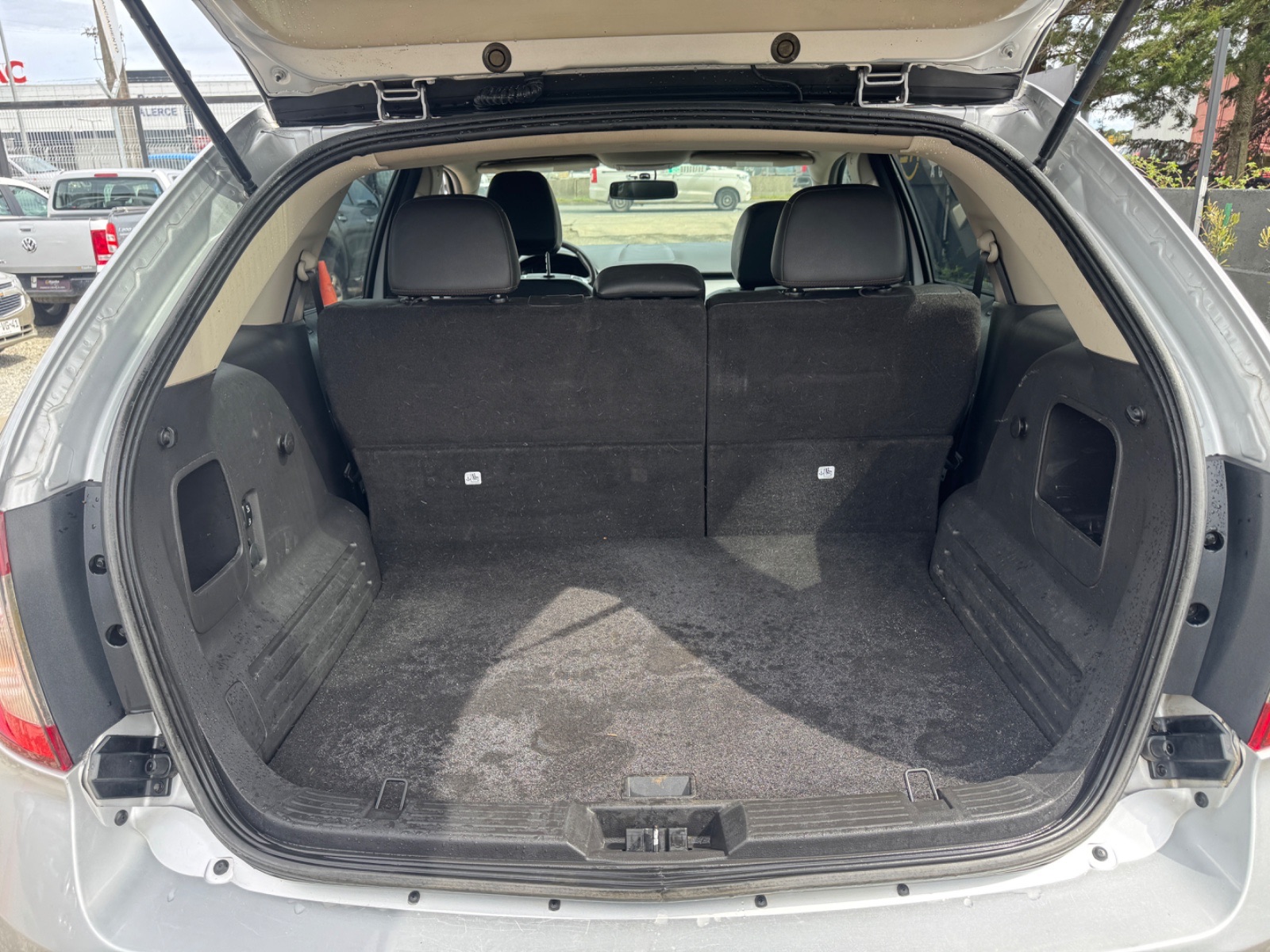 Ford Edge — foto 13 de 13