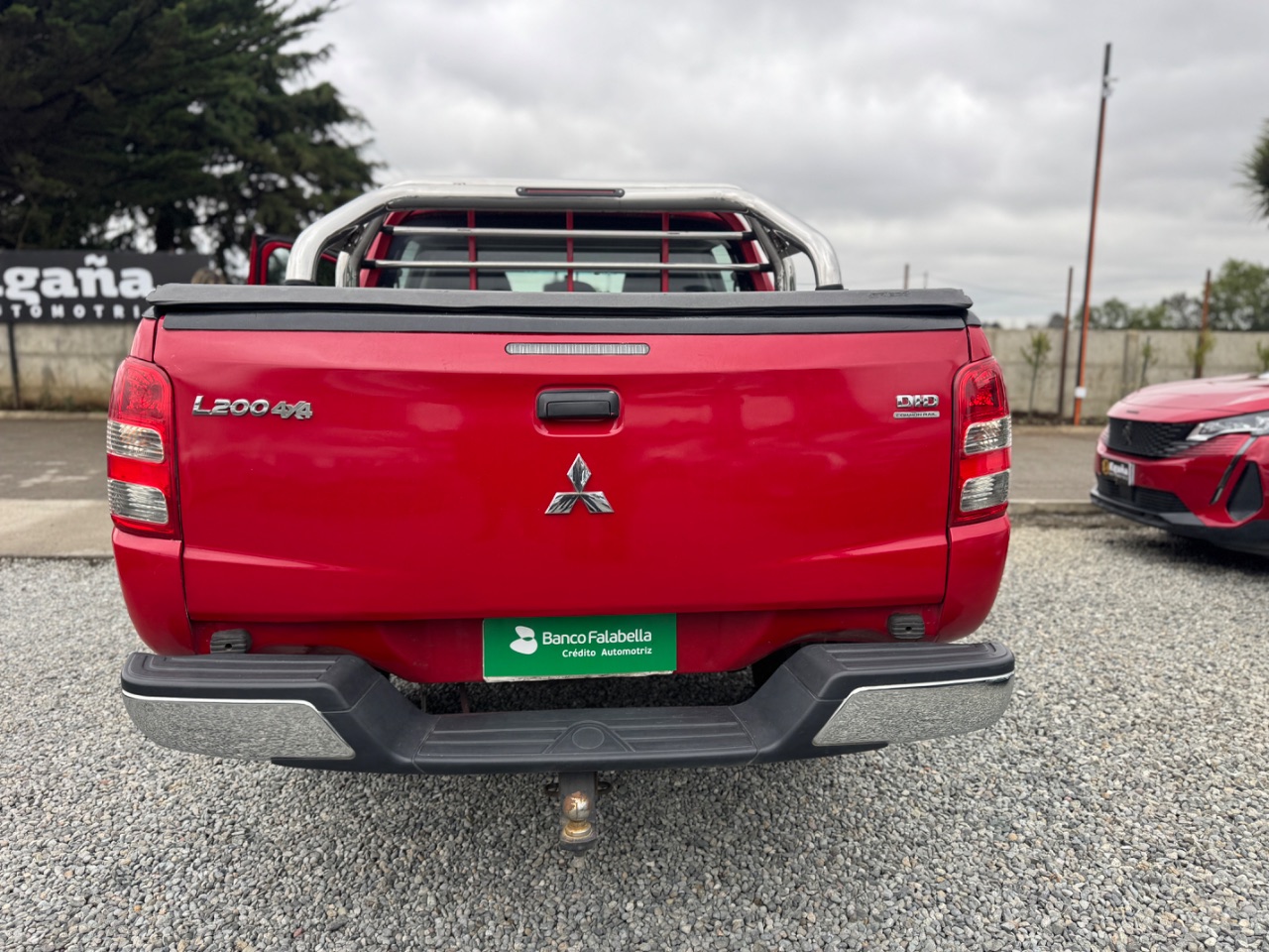 Mitsubishi New L200 — foto 5 de 12