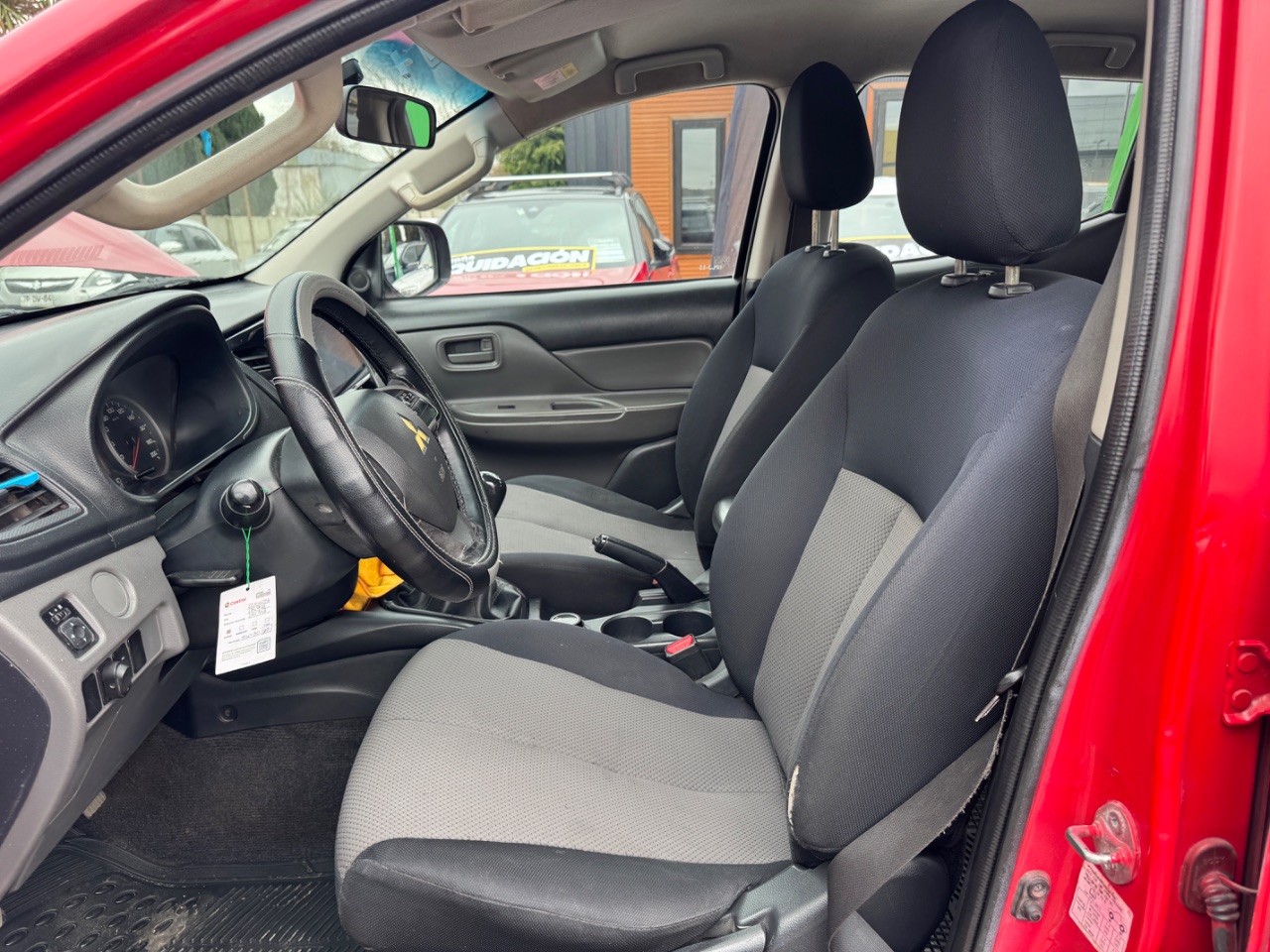 Mitsubishi New L200 — foto 7 de 12