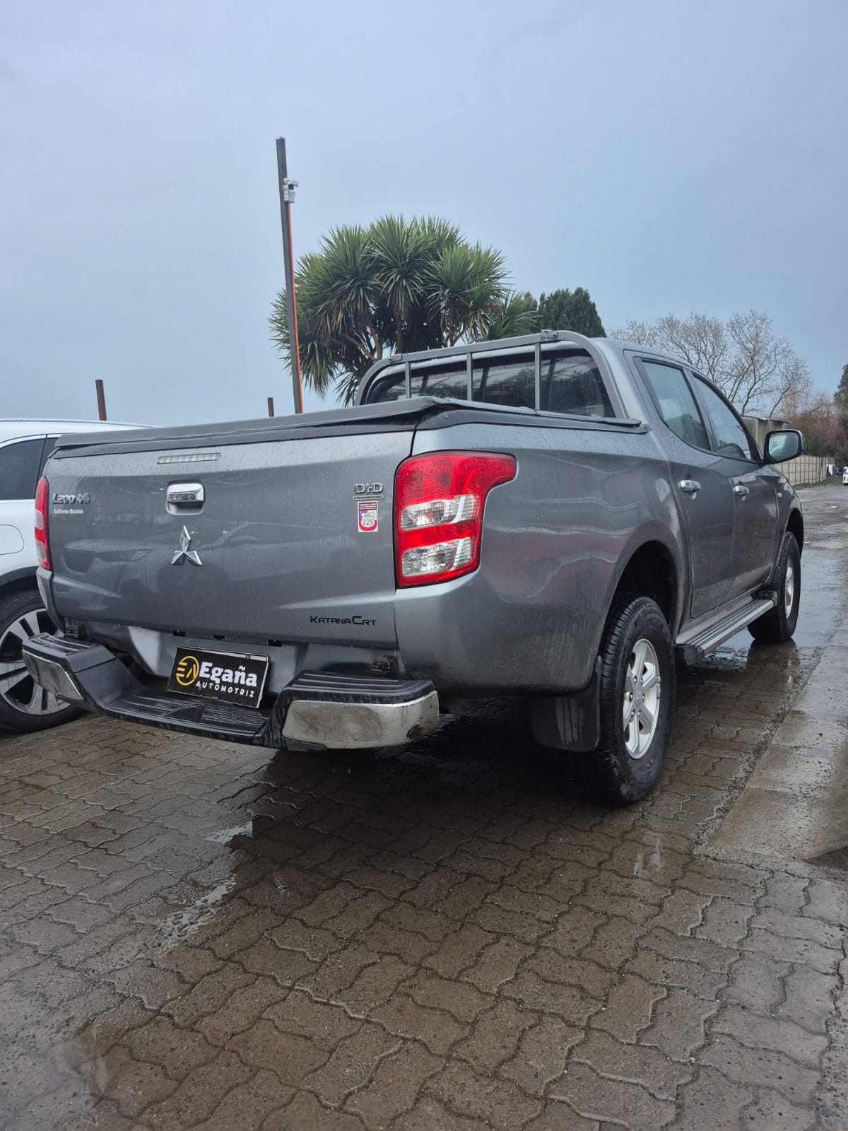 Mitsubishi L200 New Katana Crt — foto 6 de 12