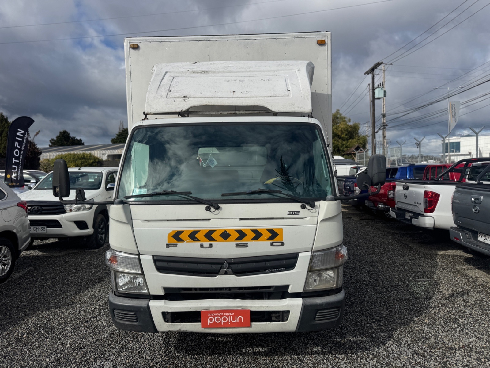 Mitsubishi Fuso Fuso Canter — foto 2 de 11