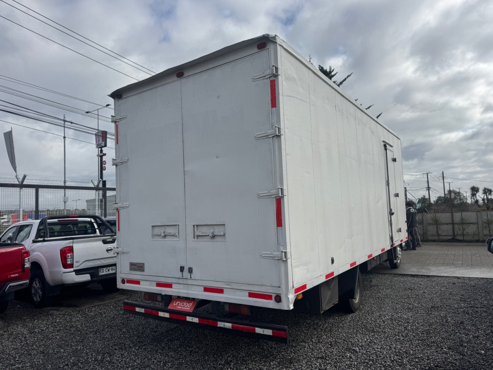 Mitsubishi Fuso Fuso Canter — foto 4 de 11