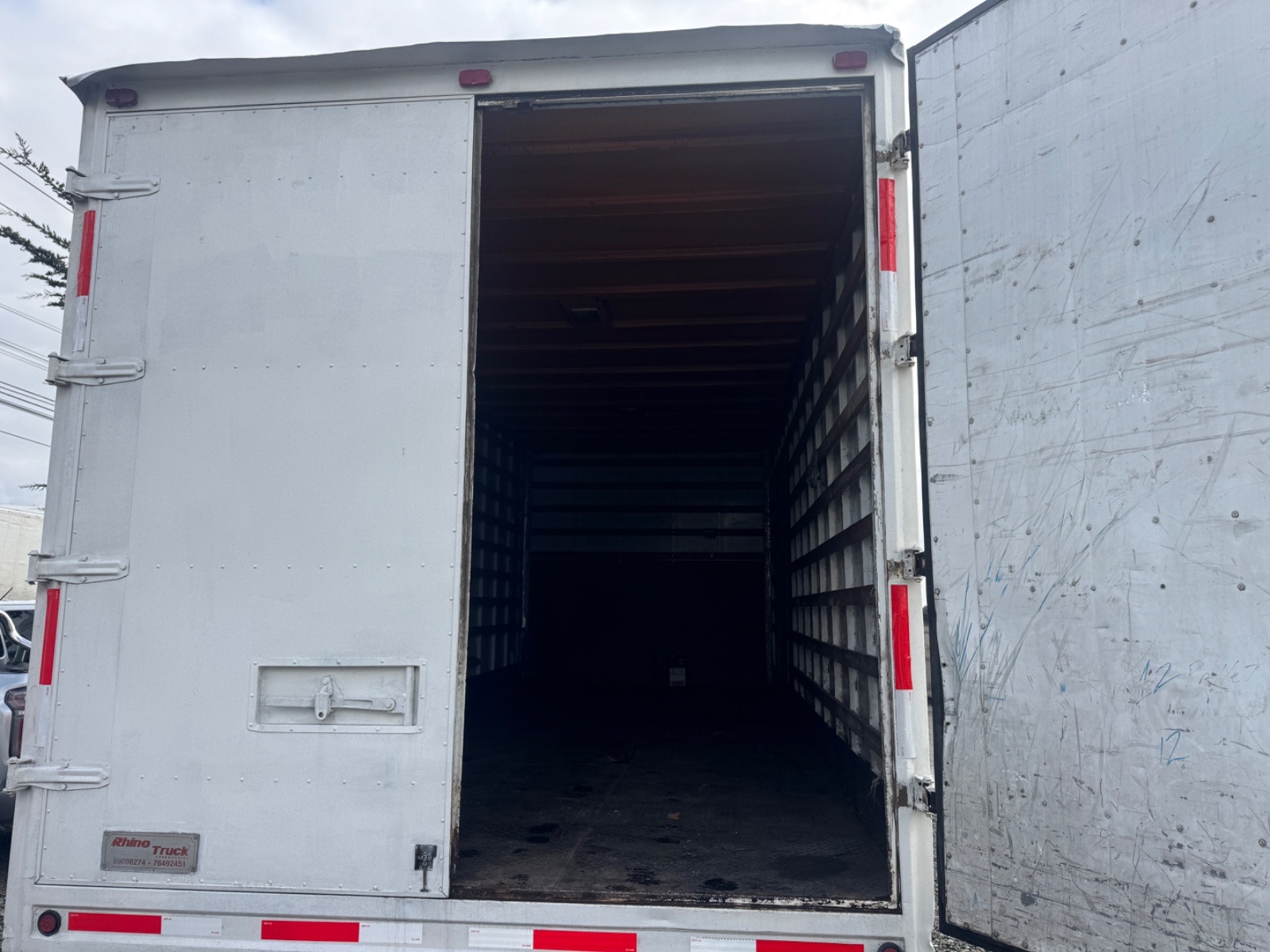 Mitsubishi Fuso Fuso Canter — foto 7 de 11