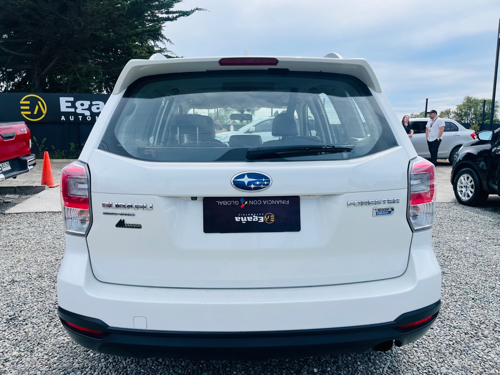Subaru Forester — foto 7 de 15