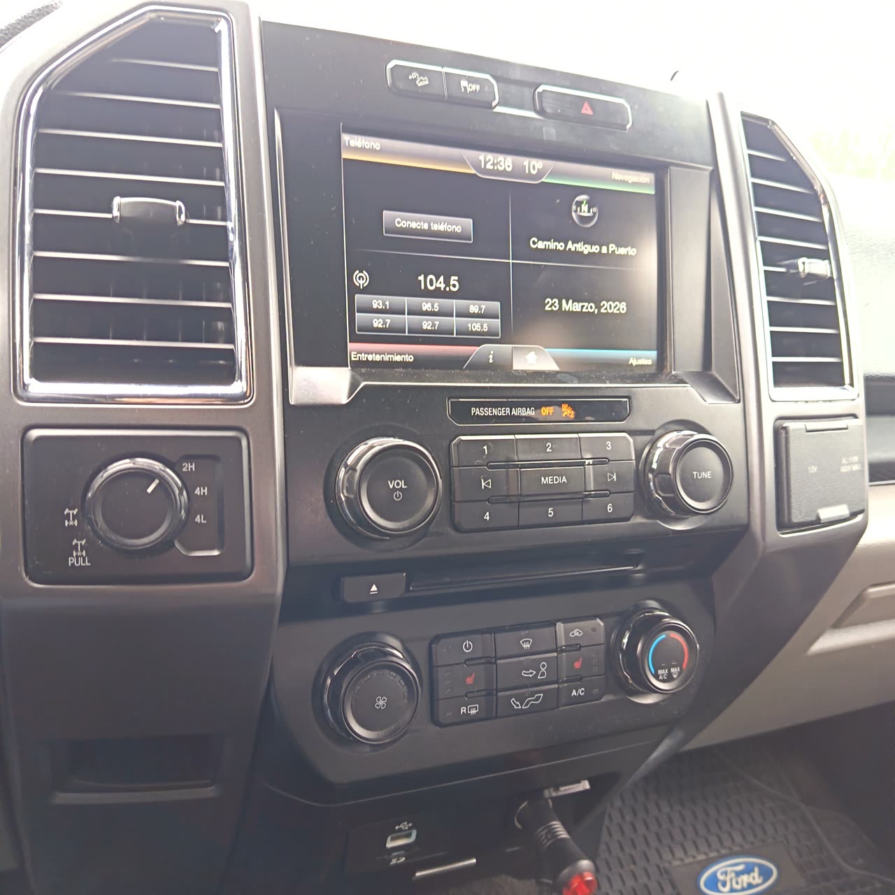 Ford F150 — foto 9 de 15