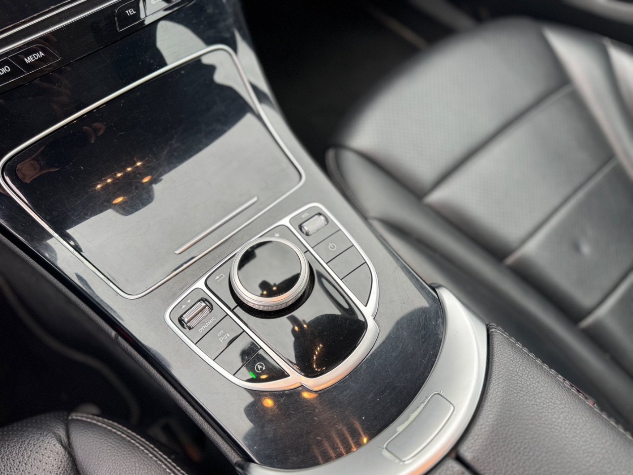 Mercedes-Benz C180 — foto 12 de 12