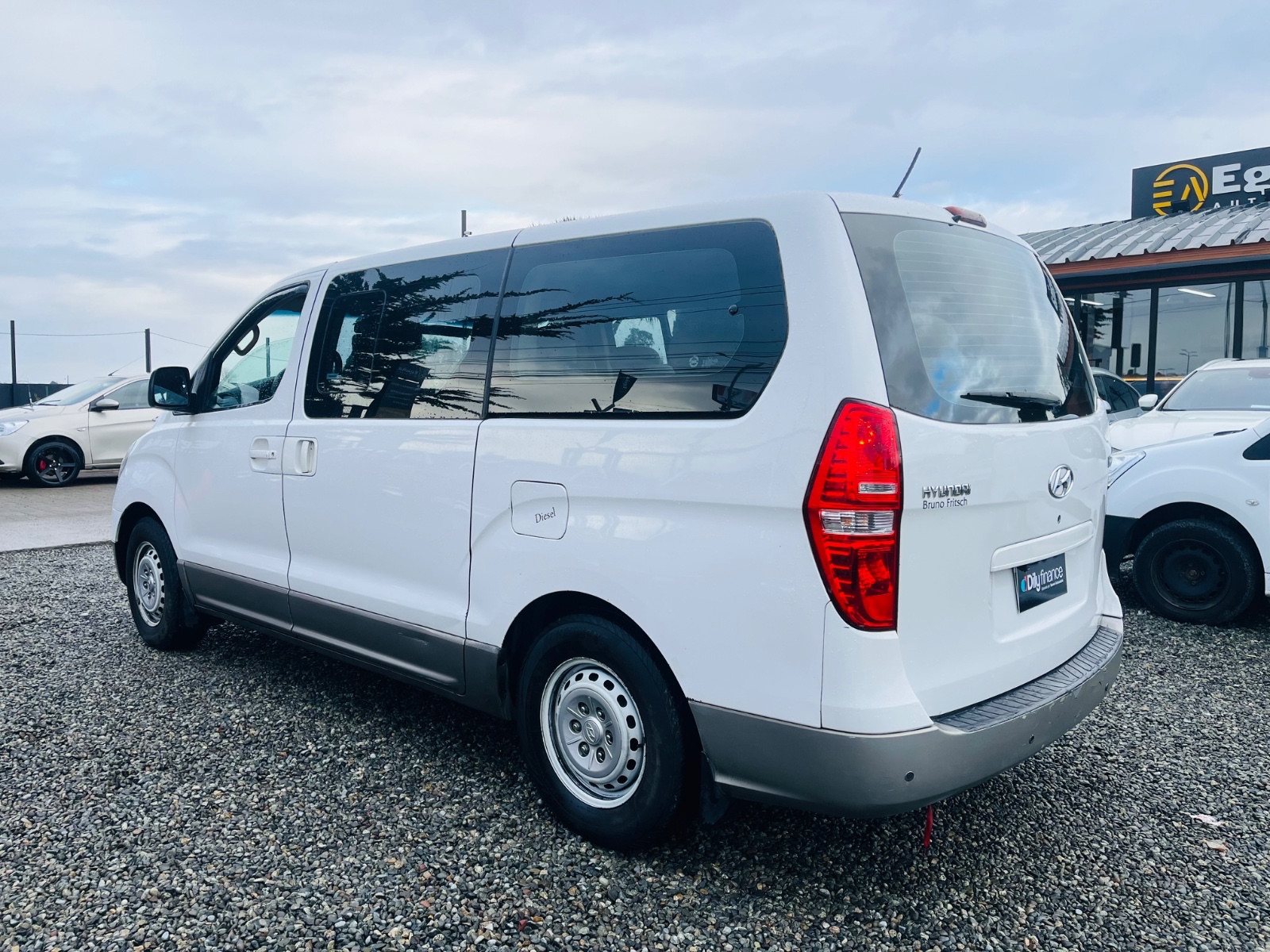Hyundai H-1 — foto 3 de 15