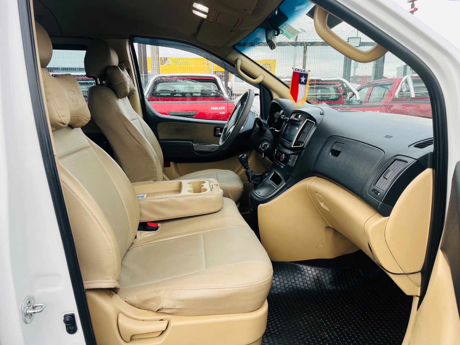 Hyundai H-1 — foto 6 de 15