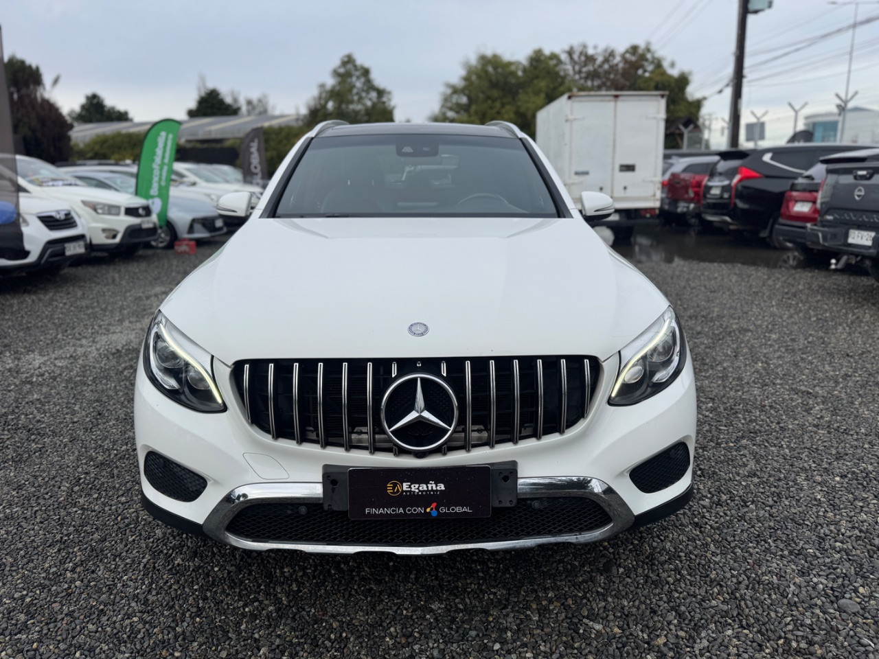 Mercedes-Benz Glc250 — foto 2 de 15