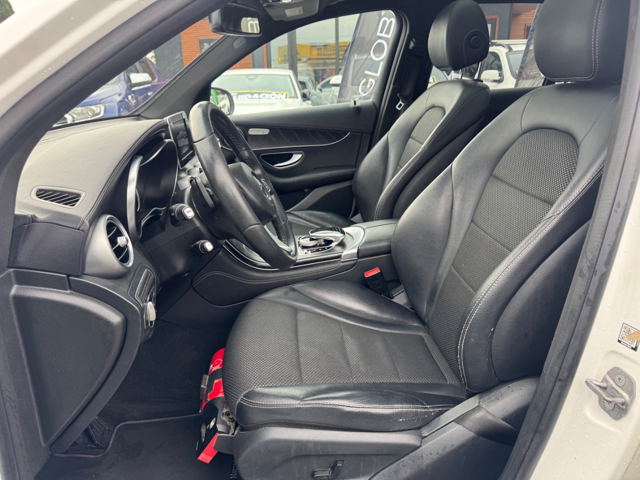 Mercedes-Benz Glc250 — foto 7 de 15