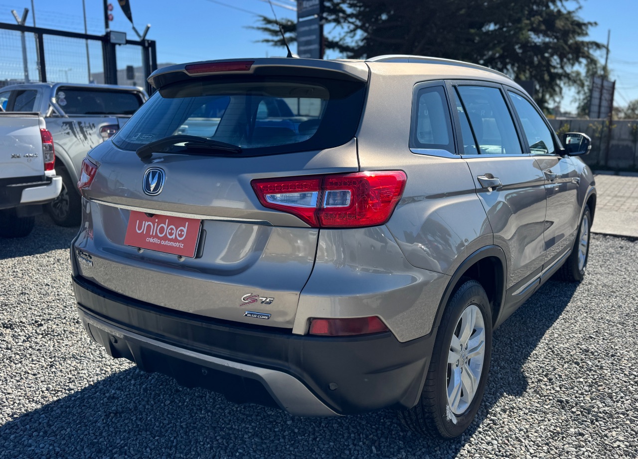 Changan Cs75 — foto 4 de 14
