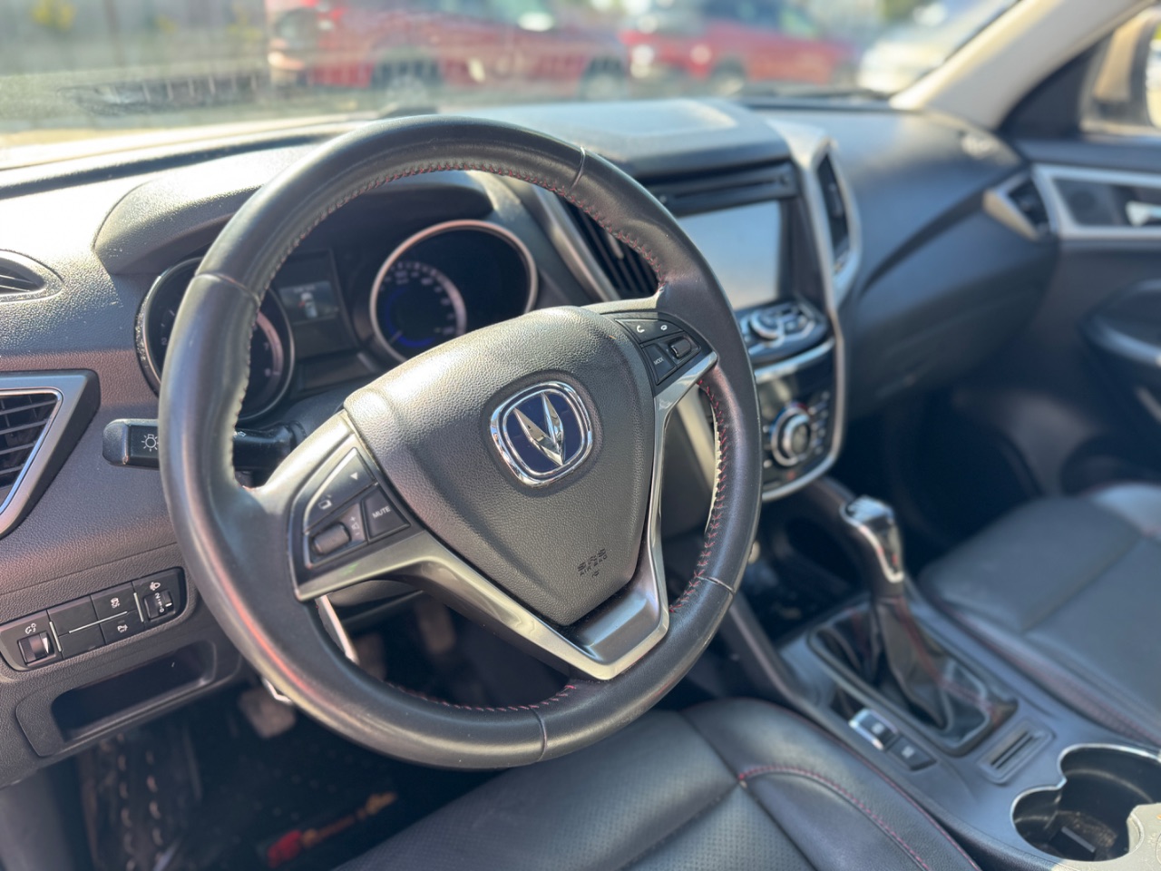 Changan Cs75 — foto 10 de 14