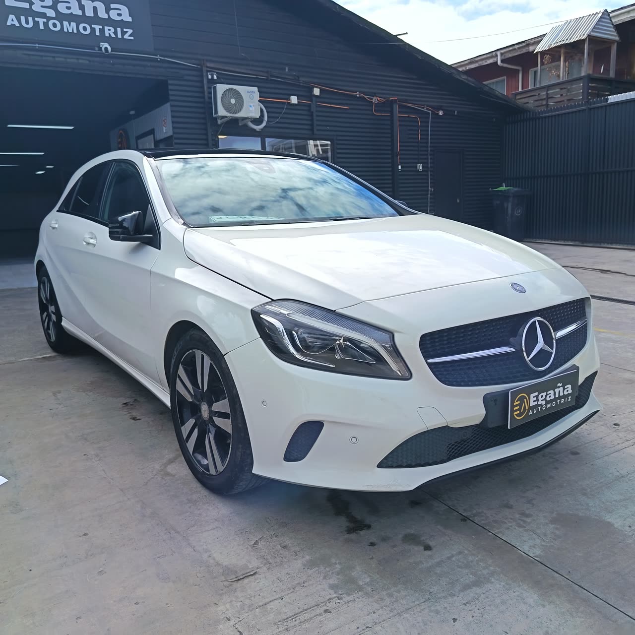Mercedes-Benz A200D — foto 3 de 15