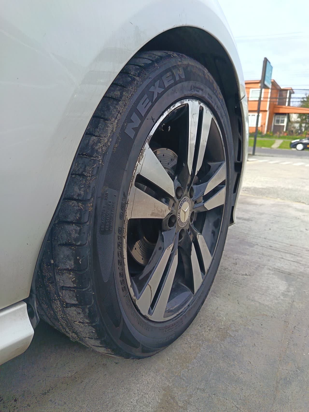 Mercedes-Benz A200D — foto 8 de 15