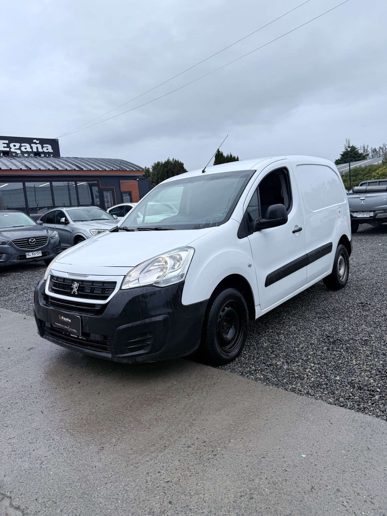 Peugeot Partner — foto 10 de 15