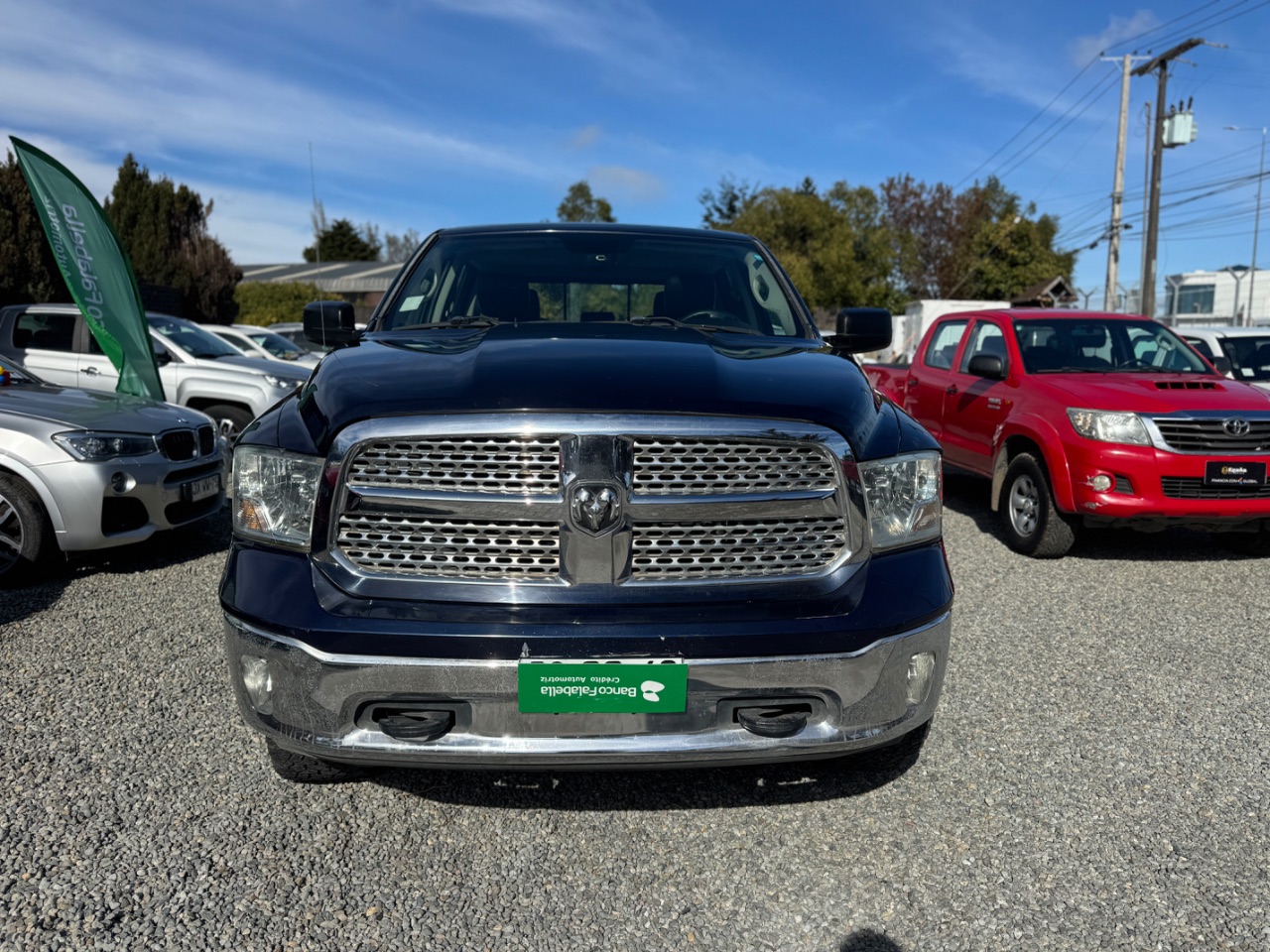 RAM 1500 Laramie — foto 2 de 13