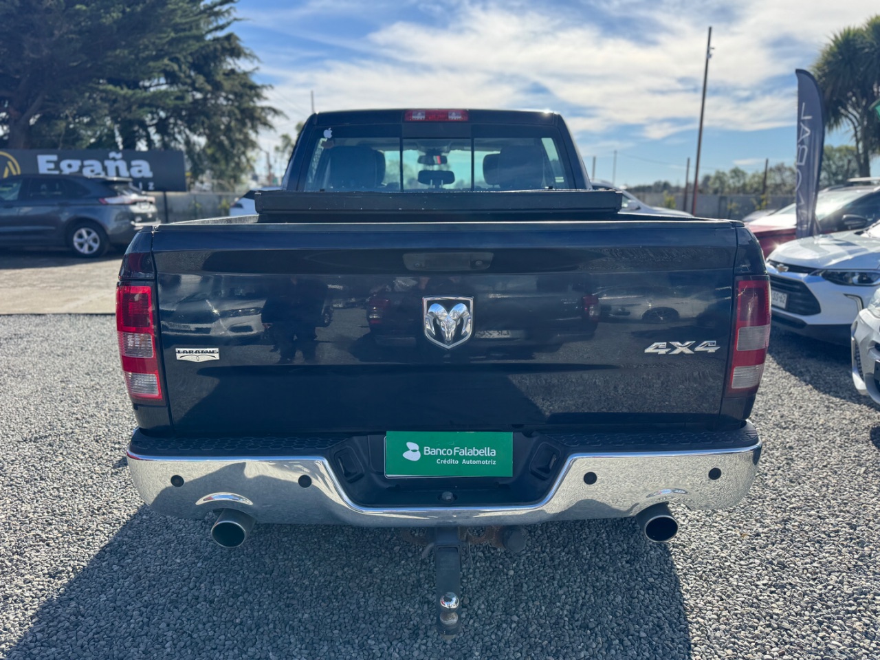 RAM 1500 Laramie — foto 5 de 13