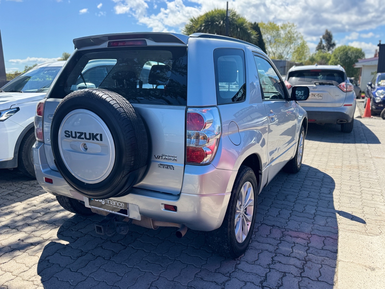 Suzuki Grand Vitara — foto 4 de 13