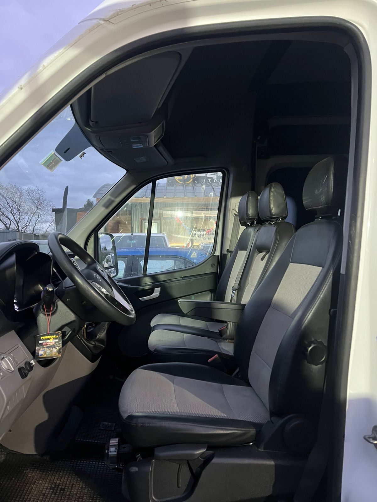 Hyundai H350 — foto 11 de 14