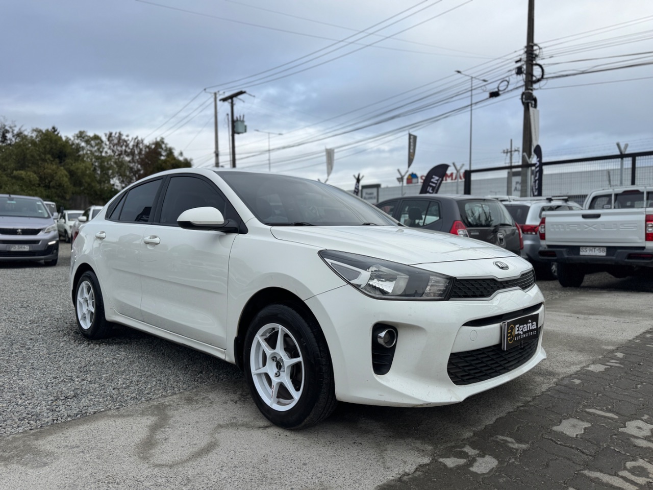 KIA Motors Rio4 — foto 3 de 13