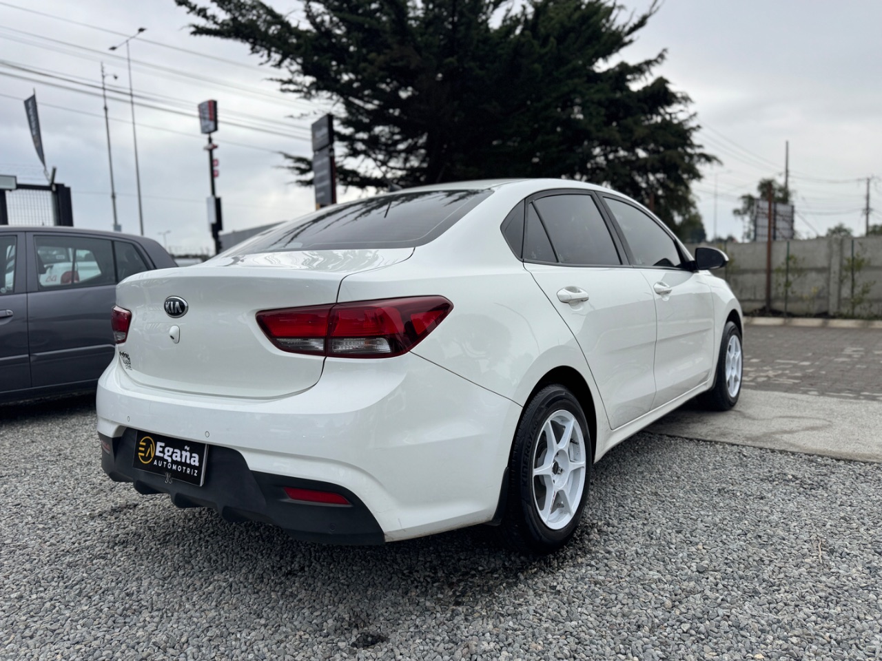KIA Motors Rio4 — foto 4 de 13