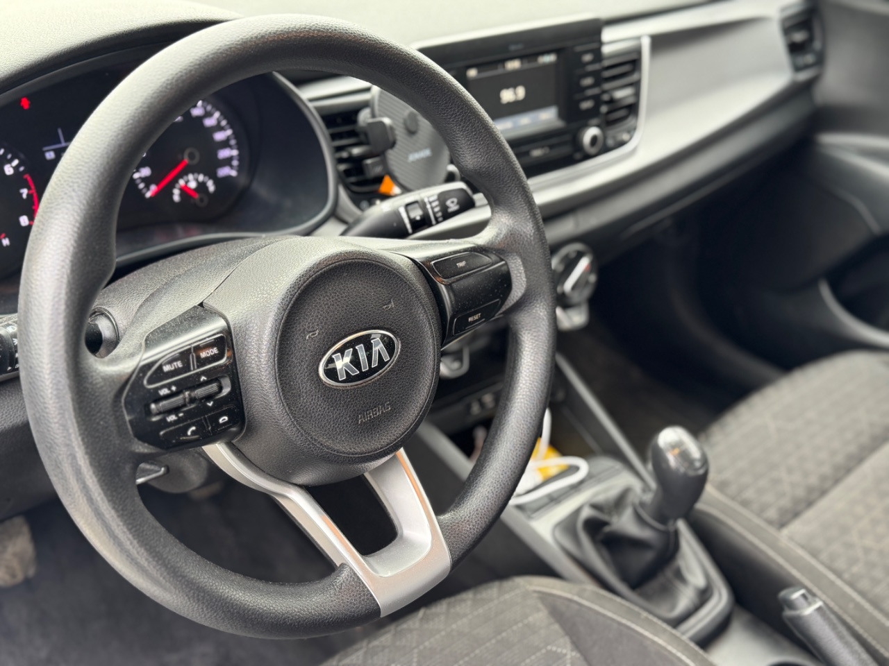 KIA Motors Rio4 — foto 11 de 13