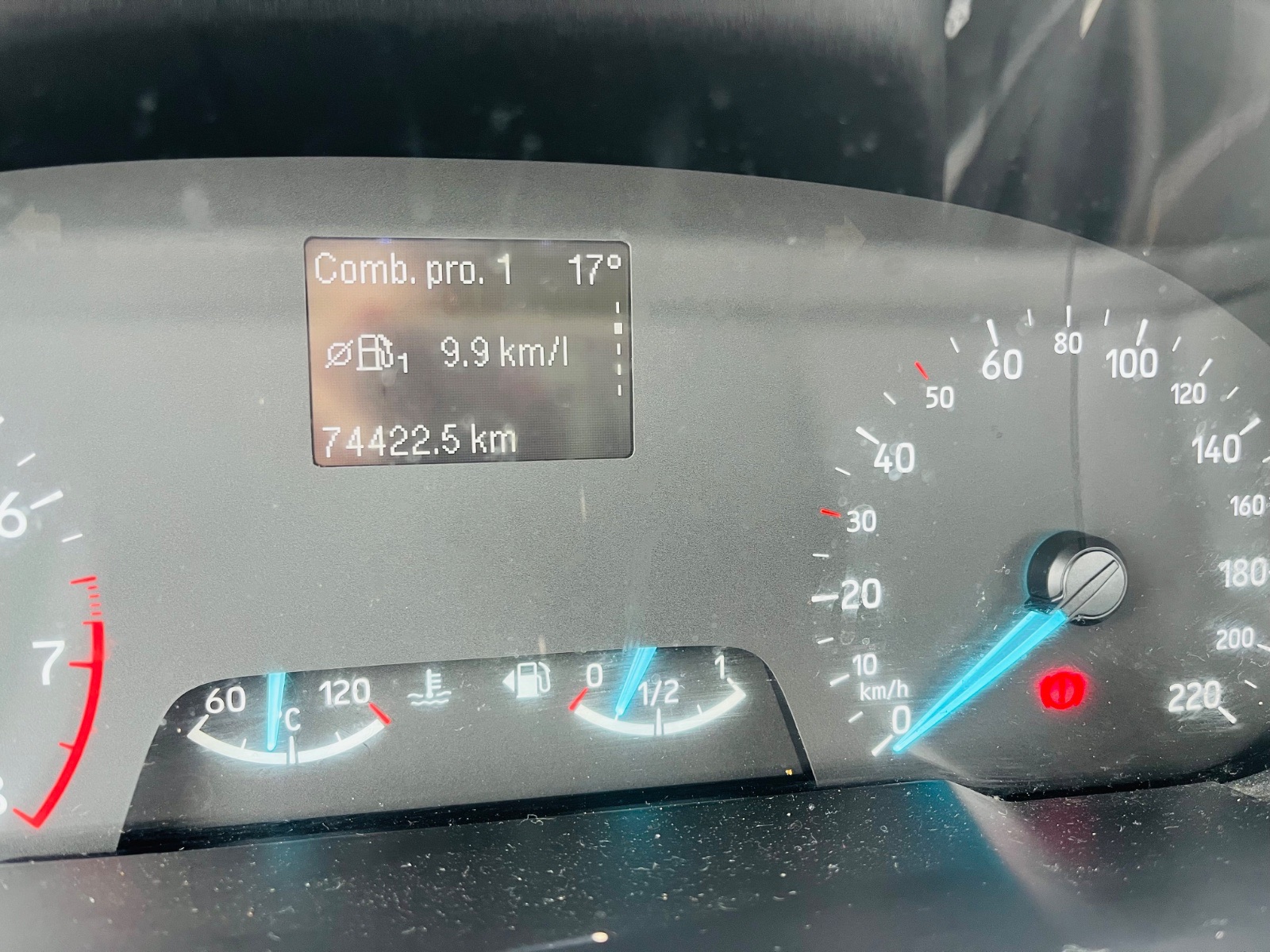 Ford Ecosport — foto 13 de 15