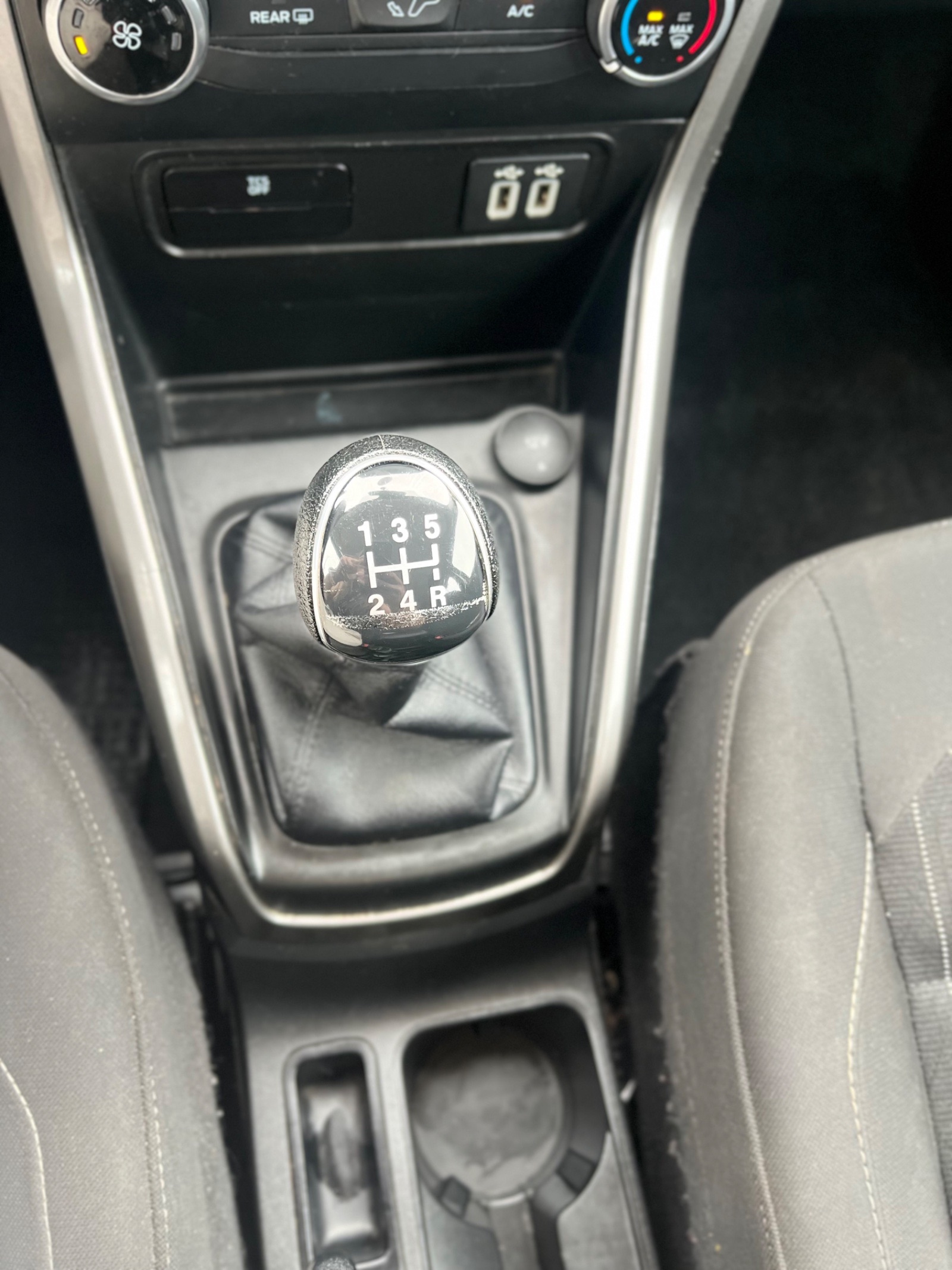 Ford Ecosport — foto 15 de 15
