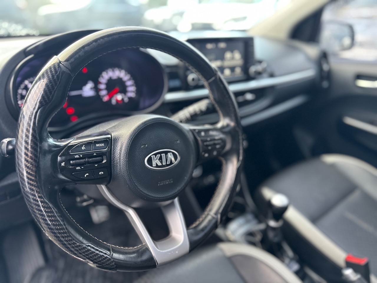 KIA Morning — foto 11 de 14
