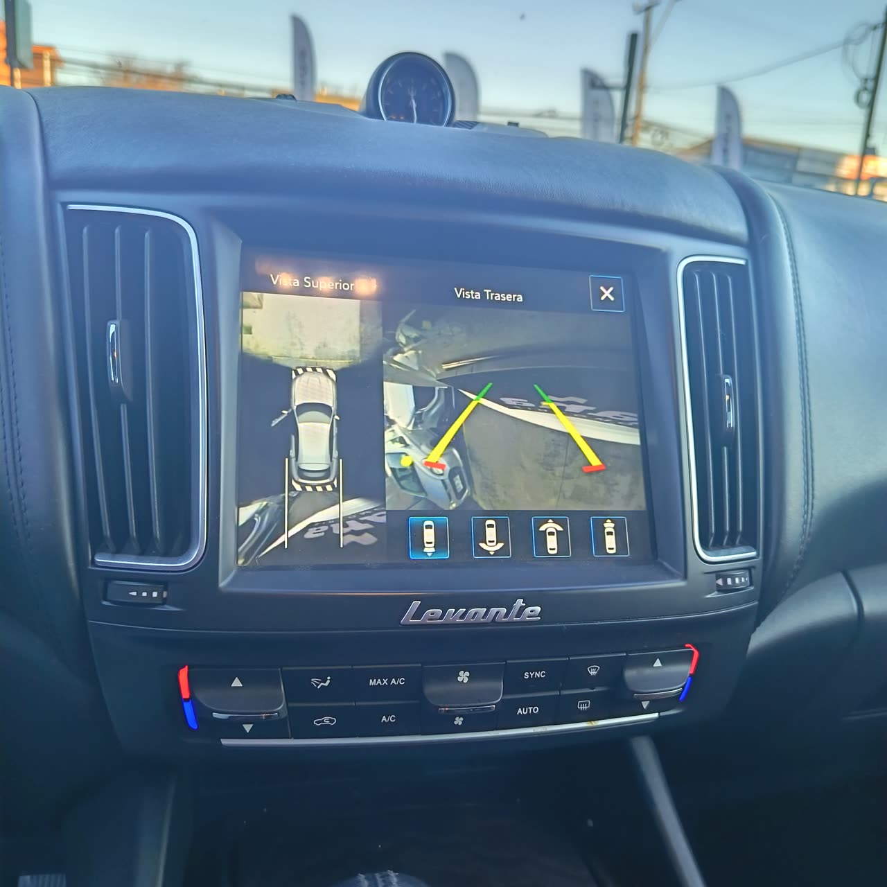 Maserati Levante — foto 15 de 15