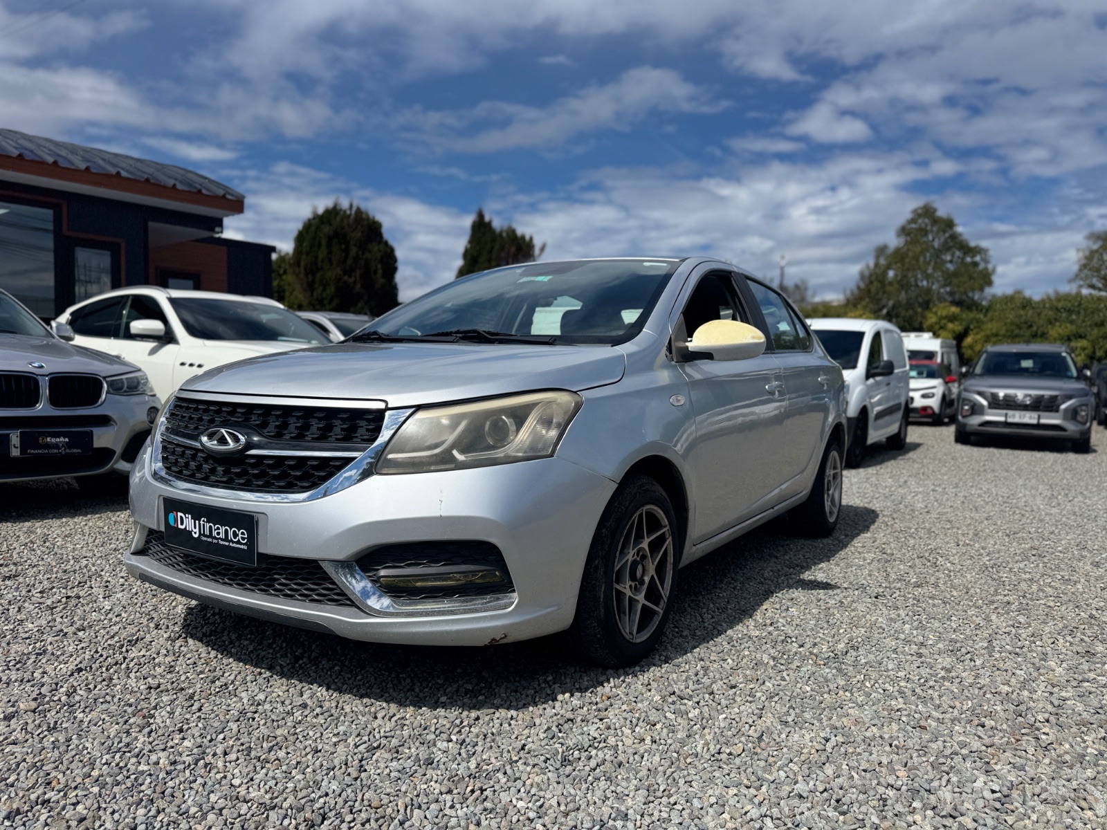 Chery Arrizo 3 — foto 3 de 12