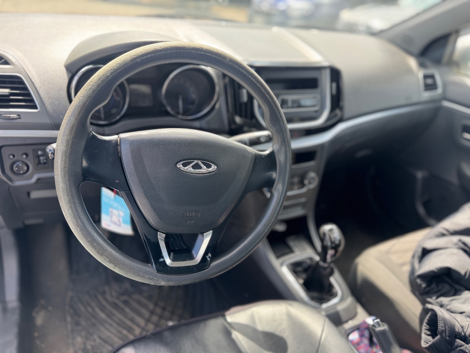 Chery Arrizo 3 — foto 12 de 12