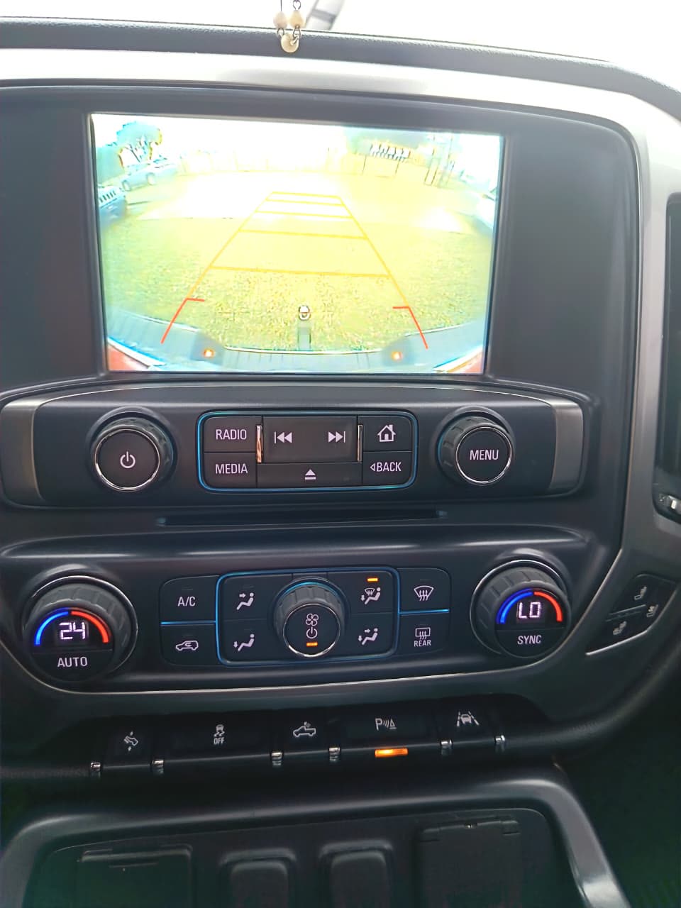 Chevrolet Silverado — foto 3 de 13
