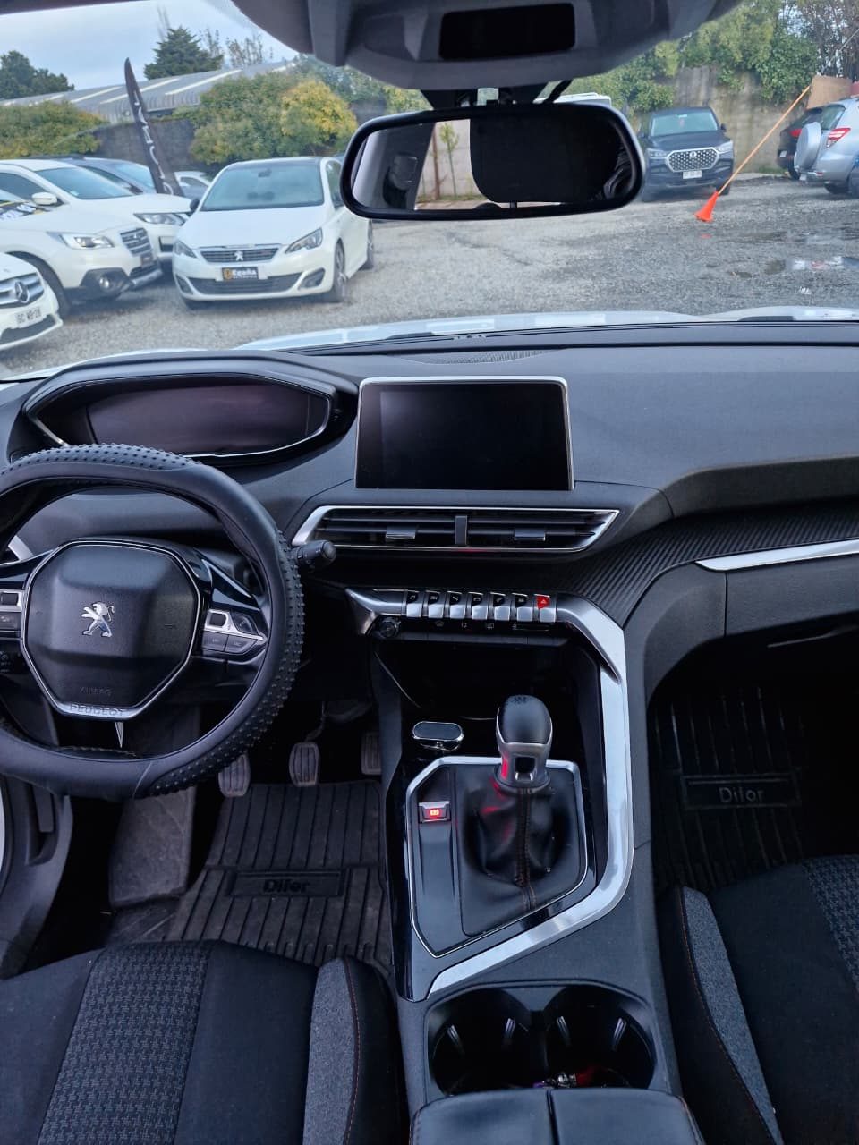 Peugeot 3008 — foto 9 de 14