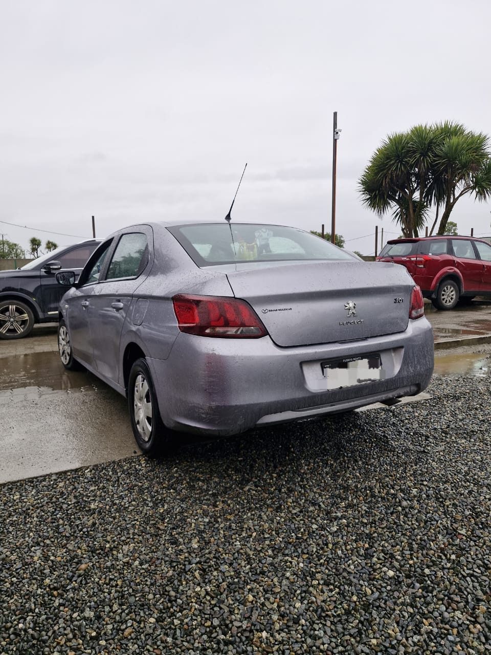 Peugeot 301 Active Hdi — foto 2 de 8
