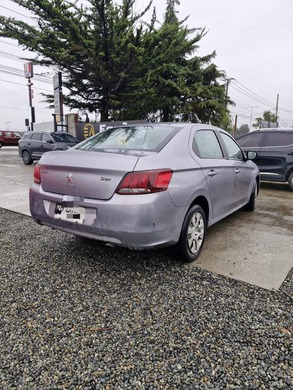 Peugeot 301 Active Hdi — foto 3 de 8