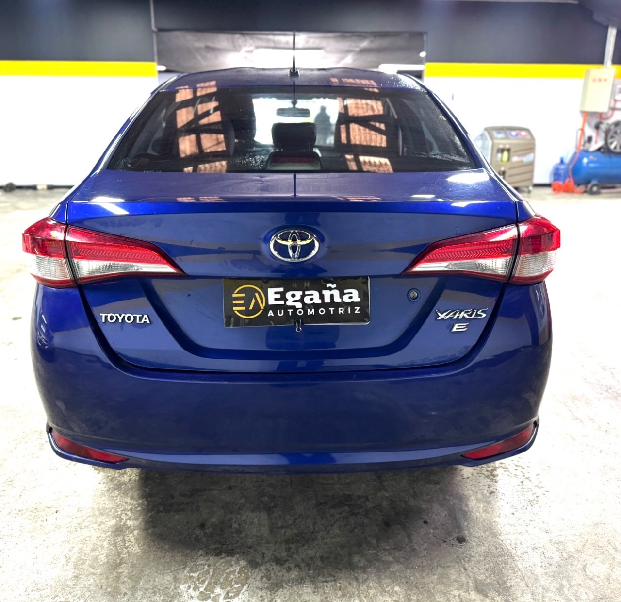 Toyota Yaris — foto 3 de 9